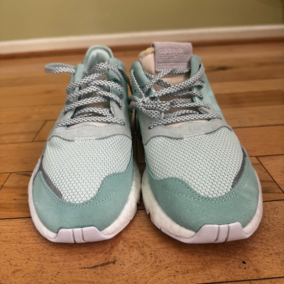 Adidas Originals Nite Jogger Boost W Running Shoes Size 11 - Picture 2 of 4